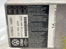 Load image into Gallery viewer, Air Bag Computer Volkswagen VW Passat 2006 06 2007 07 - NW38842

