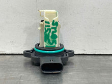 Load image into Gallery viewer, Mass Air Flow Sensor Meter MAF 135i 335i 528i 535i 535i Gt 640I 10-17 - NW492985
