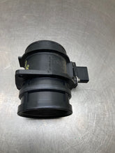 Load image into Gallery viewer, Mass Air Flow Sensor Meter MAF Audi A4 05 06 07 08 - NW493446
