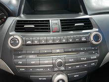 Load image into Gallery viewer, TEMPERATURE CONTROLS Honda Accord 08 09 10 11 12 - NW565284

