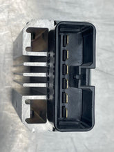 Load image into Gallery viewer, FUEL PUMP CONTROL MODULE COMPUTER Subaru Tribeca 2006-2014 - NW556319
