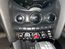 Load image into Gallery viewer, Temperature Controls  MINI COOPER 2018 - NW565876
