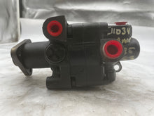 Load image into Gallery viewer, Power Steering Pump  BMW 525I 1993 - NW163119
