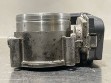 Load image into Gallery viewer, THROTTLE BODY Volkswagen Pasat CC Touareg Q7 2007 07 2008 08 09 10 11 12 - NW501110
