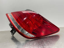 Load image into Gallery viewer, OUTER TAIL LIGHT LAMP Toyota Avalon 05 06 07 08 09 10 Right - NW566246
