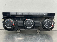 Load image into Gallery viewer, TEMPERATURE CONTROLS Passat 2013 13 2014 14 2015 15 - NW502646
