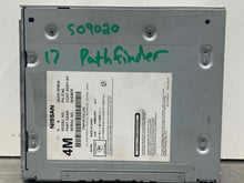 Load image into Gallery viewer, RADIO QX60 Pathfinder 2017 17 2018 18 2019 19 2020 20 - NW506040
