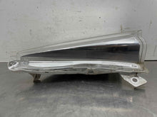 Load image into Gallery viewer, SIDE MARKER LAMP LIGHT Leaf 13 14 15 16 17 Fender Mounted Left - NW508746
