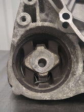 Load image into Gallery viewer, TRANSFER CASE BMW 530xi 528xi 328xi 332xi 2006 06 2007 07 2008 08 09 2010 10 - NW567148
