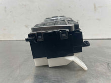 Load image into Gallery viewer, INFO-GPS SCREEN Infiniti G25 G37 Q60 10 11 12 13 14 15 - NW567465
