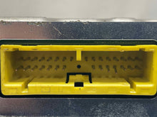 Load image into Gallery viewer, SUSPENSION CONTROL MODULE COMPUTER Vanden Pl XJ XJL XJR 10-12 - NW512793
