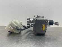 Load image into Gallery viewer, ABS PUMP Prius HS250H 2010 10 2011 11 2012 12 2013 13 - NW567785
