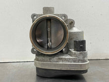 Load image into Gallery viewer, THROTTLE BODY BMW 320I 325I 525I X3 Z3 Z4 01 02 03 - 06 - NW516002
