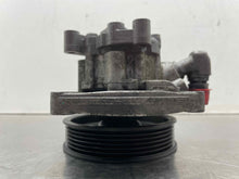 Load image into Gallery viewer, POWER STEERING PUMP C250 C300 C350 C63 E350 E550 E63 10-13 - NW363104
