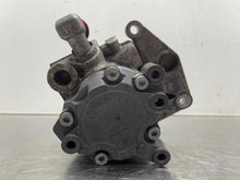 Load image into Gallery viewer, POWER STEERING PUMP C250 C300 C350 C63 E350 E550 E63 10-13 - NW363104
