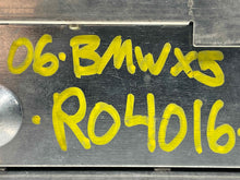 Load image into Gallery viewer, Radio BMW X5 2000 00 2001 01 2002 02 2003 03 2004 04 2005 05 2006 06 AM FM - NW517427
