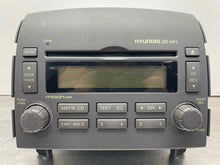 Load image into Gallery viewer, RADIO Hyundai Sonata 2006 06 2007 07 AM/FM/CD/MP3 - NW517428
