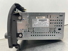 Load image into Gallery viewer, RADIO Hyundai Sonata 2006 06 2007 07 AM/FM/CD/MP3 - NW517428
