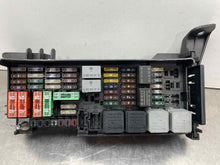 Load image into Gallery viewer, FUSE BOX ML320 ML350 ML450 ML550 ML63 R320 R350 R500 R63 07-11 - NW517778
