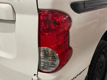 Load image into Gallery viewer, TAIL LIGHT LAMP ASSEMBLY NV200 2013 13 2014 14 2015 15 Right - NW567758

