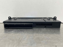 Load image into Gallery viewer, BODY CONTROL MODULE BCM COMPUTER 323i 325ci 325i 330ci 330i 330xi 2006 - NW522090
