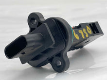 Load image into Gallery viewer, Mass Air Flow Sensor Meter MAF 550i 550i Gt 650i 750 x5 06-14 - NW4886
