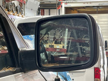 Load image into Gallery viewer, SIDE VIEW DOOR MIRROR 1500 Pickup 2500 Pickup 2013-2020 Right - NW567682
