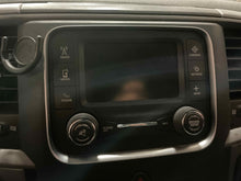 Load image into Gallery viewer, Radio  DODGE 1500 PICKUP 2019 - NW567959
