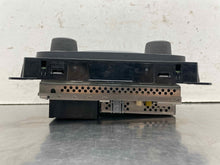 Load image into Gallery viewer, Radio  DODGE 1500 PICKUP 2019 - NW567959

