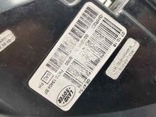 Load image into Gallery viewer, TAIL LIGHT LAMP ASSEMBLY 2015 15 2016 16 2017 17 2018 18 Right - NW525585
