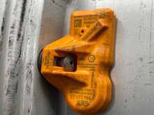 Load image into Gallery viewer, WHEEL RIM X3 X4 11-18 19x8-1/2 ALLOY 19x8-1/2, 5 lug, 120mm - NW531071

