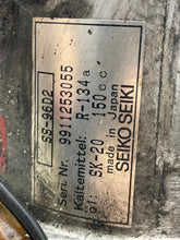 Load image into Gallery viewer, AC A/C AIR CONDITIONING COMPRESSOR 323i 323ic 323is 328i 328ic 96-00 - NW568573

