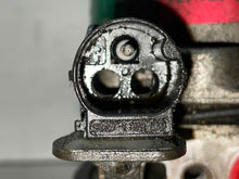 Load image into Gallery viewer, AC A/C AIR CONDITIONING COMPRESSOR 323i 323ic 323is 328i 328ic 96-00 - NW568573
