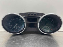 Load image into Gallery viewer, SPEEDOMETER CLUSTER Gl320 Gl450 Gl550 ML320 ML350 ML550 ML63 2008 - NW532129
