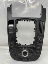 Load image into Gallery viewer, RADIO CONTROLS Audi A4 S4 S5 2009 09 - NW135924
