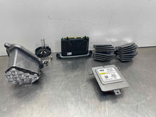 Load image into Gallery viewer, HEADLIGHT LAMP ASSEMBLY 528i 535i 550i Active 5 M5 11 12 13 Right - NW534590

