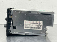 Load image into Gallery viewer, Radio  TRAILBLAZER 2004 - NW569286
