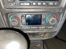 Load image into Gallery viewer, FRONT TEMPERATURE CONTROLS Rainier Trailblazer Trailblazer Ext 2004 - NW569031
