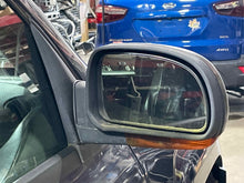 Load image into Gallery viewer, SIDE VIEW MIRROR Trailblazer Bravada Envoy 2002 02 2003 03 04 05 06 Right - NW569109
