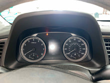 Load image into Gallery viewer, SPEEDOMETER CLUSTER Hyundai Elantra 2017 17 2018 18 - NW569418
