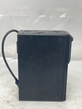 Load image into Gallery viewer, CD Changer Audi TT 2000 00 2001 01 02 03 04 05 06 - NW136221
