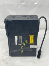 Load image into Gallery viewer, CD Changer Audi TT 2000 00 2001 01 02 03 04 05 06 - NW136221
