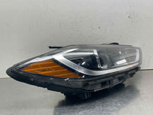 Load image into Gallery viewer, HEADLIGHT LAMP ASSEMBLY - NW569266
