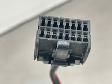 Load image into Gallery viewer, SIDE VIEW DOOR MIRROR Jeep Grand Cherokee 05 06 07 08 09 10 Left - NW534384
