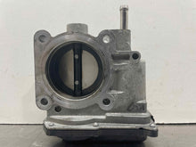 Load image into Gallery viewer, THROTTLE BODY Nissan Sentra 13 14 15 16 17 18 19 - NW537069
