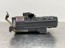 Load image into Gallery viewer, Multifunction Computer Honda CRV CR-V 2002 02 2003 03 2004 04 05 06 Auto - NW569672
