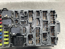 Load image into Gallery viewer, Multifunction Computer Honda CRV CR-V 2002 02 2003 03 2004 04 05 06 Auto - NW569672
