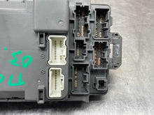 Load image into Gallery viewer, Multifunction Computer Honda CRV CR-V 2002 02 2003 03 2004 04 05 06 Auto - NW569672

