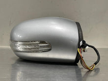 Load image into Gallery viewer, Side View Mirror Mercedes C240 C320 C230 C280 2001 01 02 03 04 05 06 07 Right - NW279759
