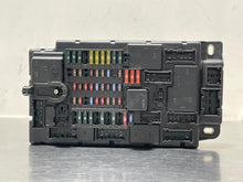 Load image into Gallery viewer, FUSE BOX Clubman Cooper Countryman Paceman 11 12 13 14 15 16 - NW29976
